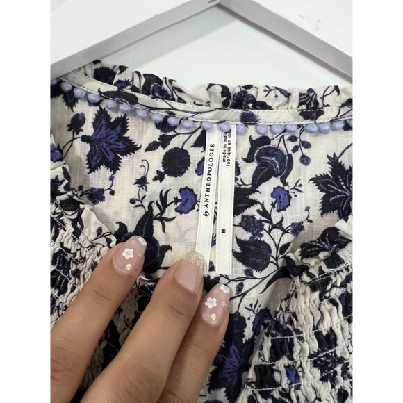 BY ANTHROPOLOGIE Blue V-Neck Floral Cream Cotton Ruffle Sleeve Size M - Picture 4 of 6